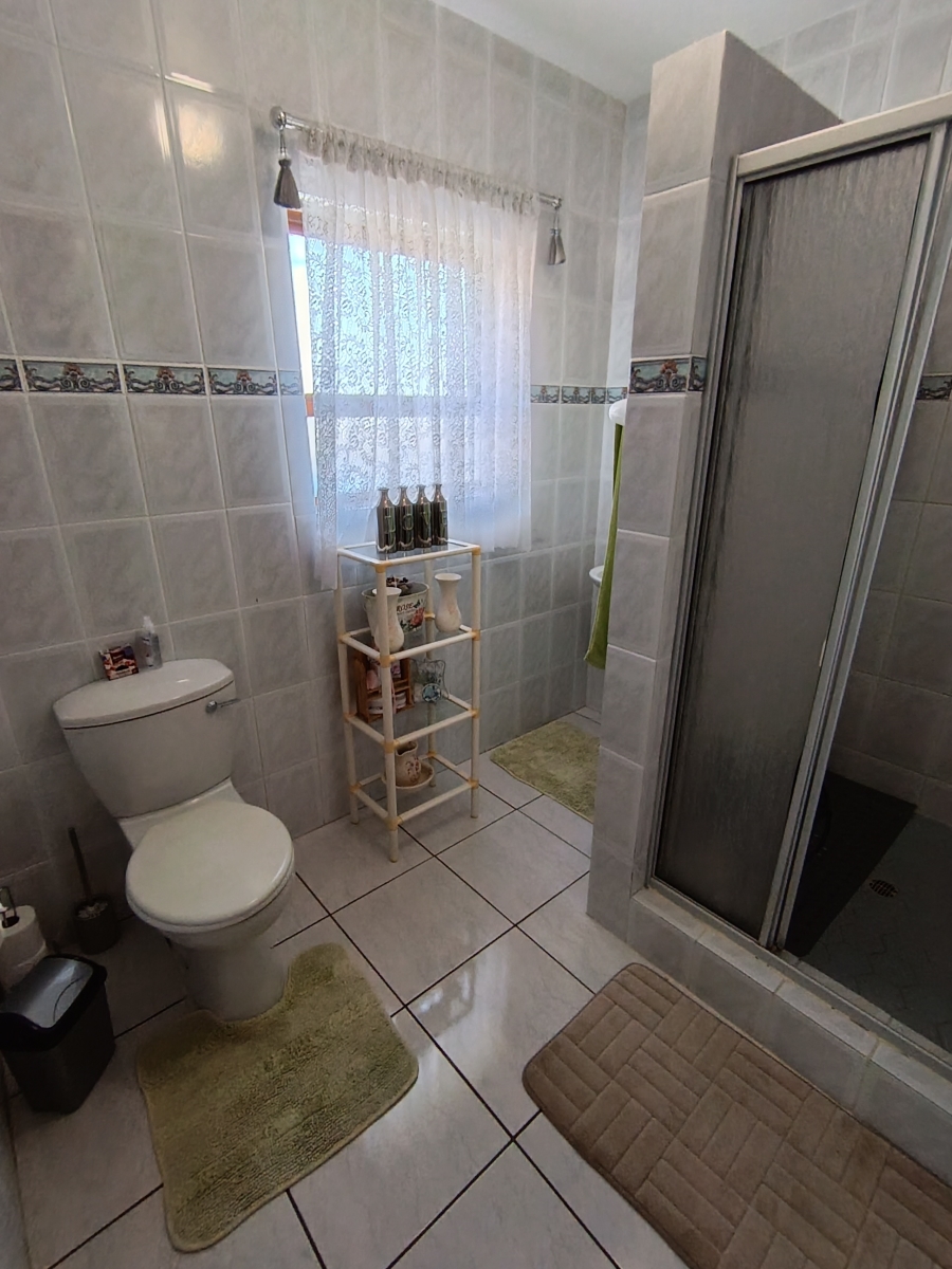 3 Bedroom Property for Sale in C Place Eastern Cape